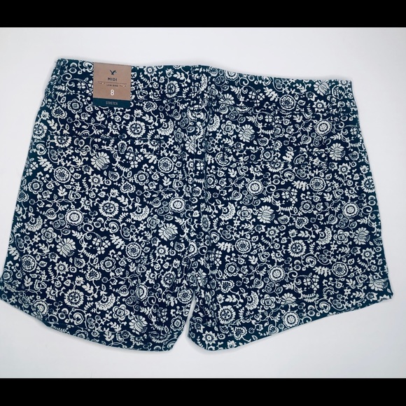American Eagle Shorts Midi Low Rise Floral NWT - Picture 2 of 8